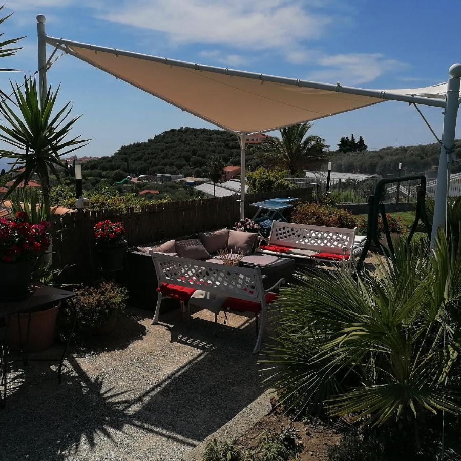 Chez Luis Apartment Империа Екстериор снимка