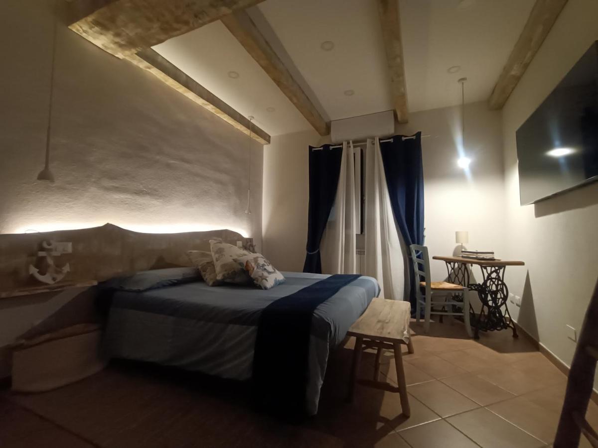 Chez Luis Apartment Империа Екстериор снимка