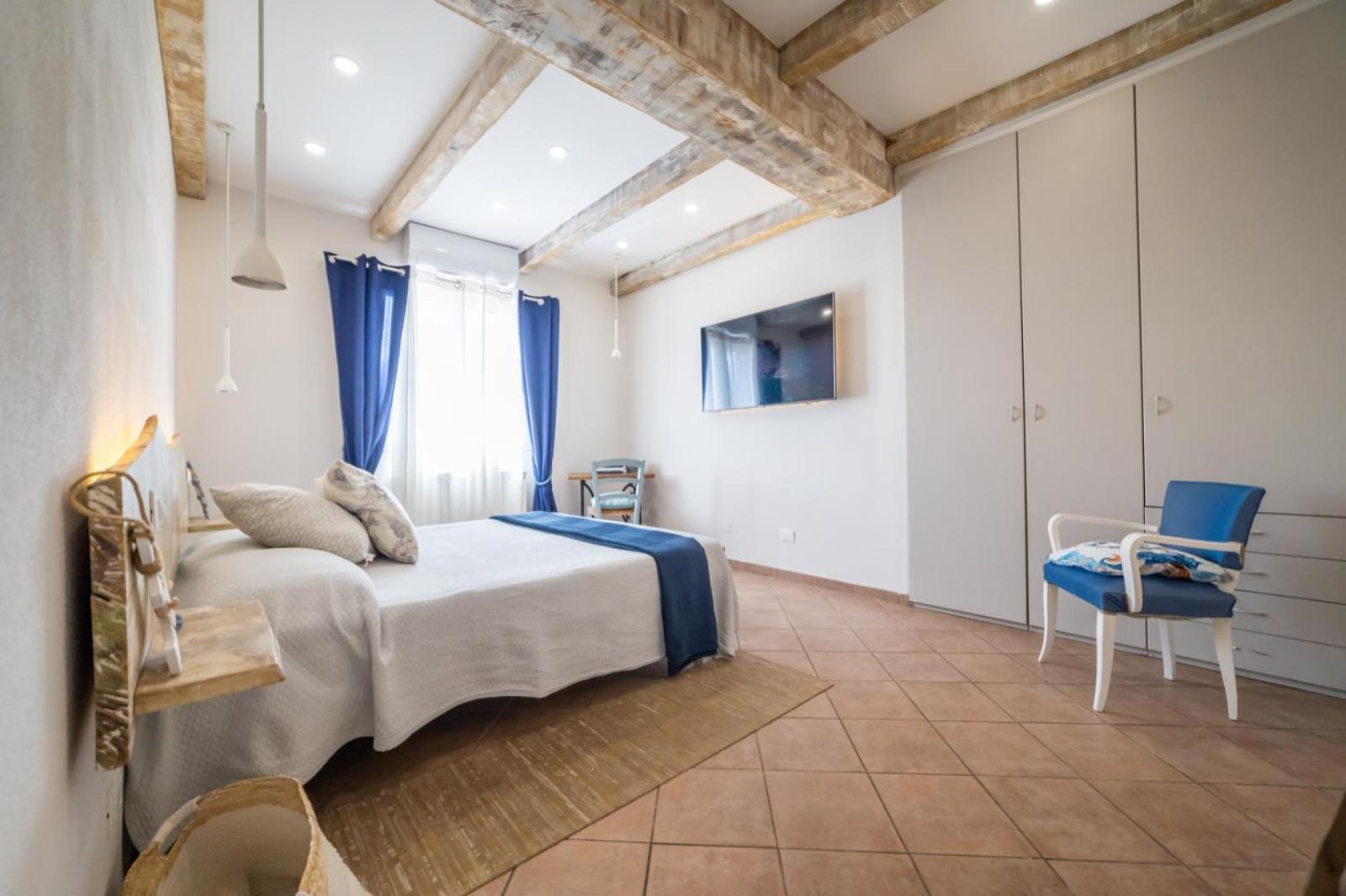 Chez Luis Apartment Империа Екстериор снимка