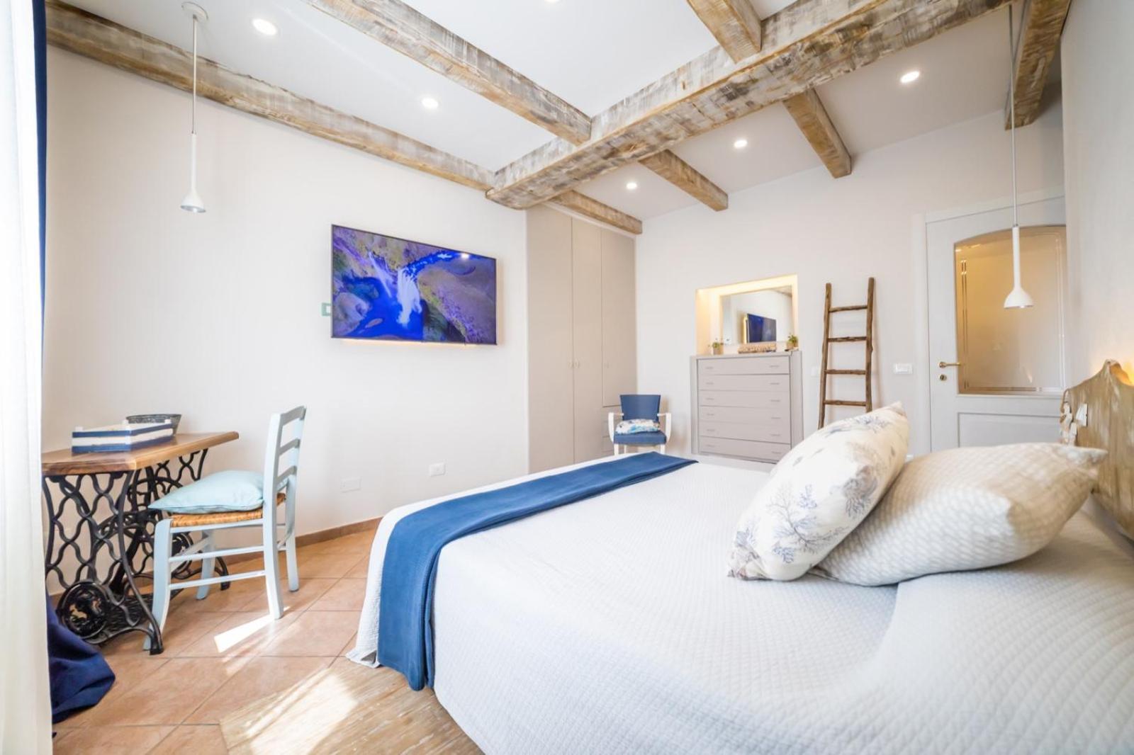 Chez Luis Apartment Империа Екстериор снимка